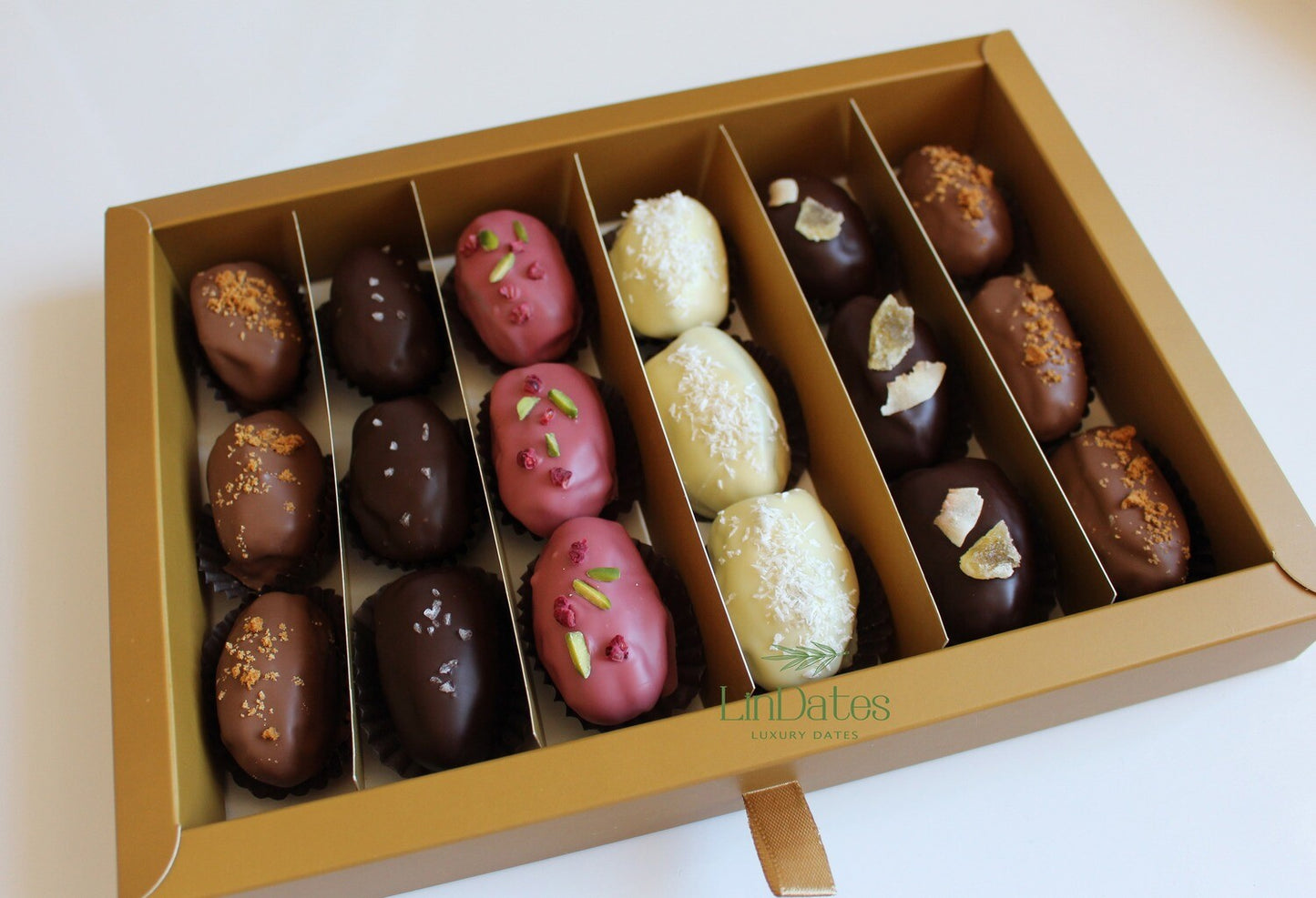 Large Box- 18 Dates