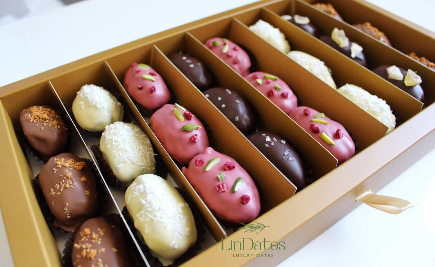 Deluxe Box- 24 Dates