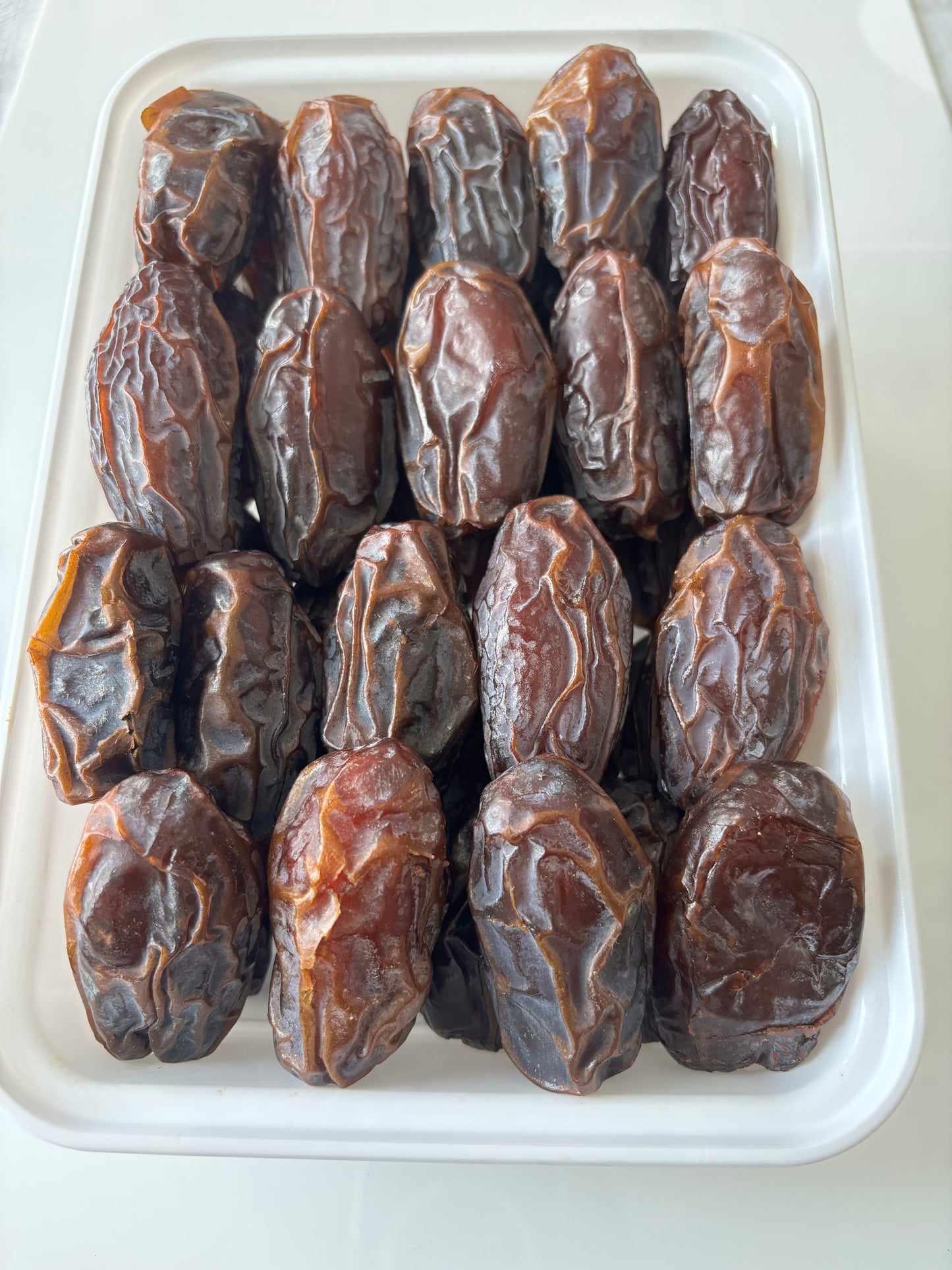 Premium Palestinian Medjool Dates – 910g