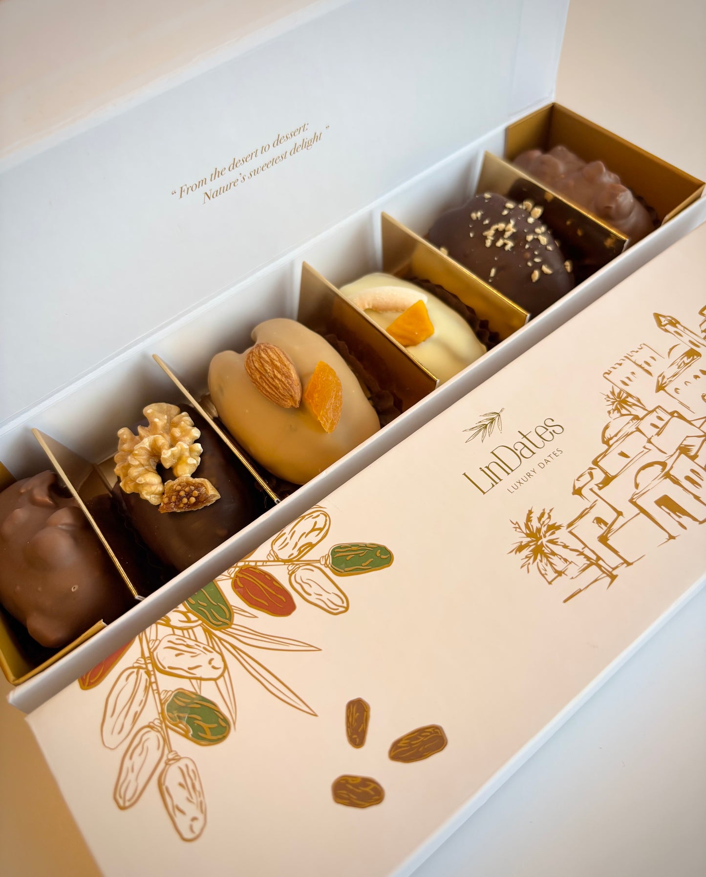 Small Box - 6 dates