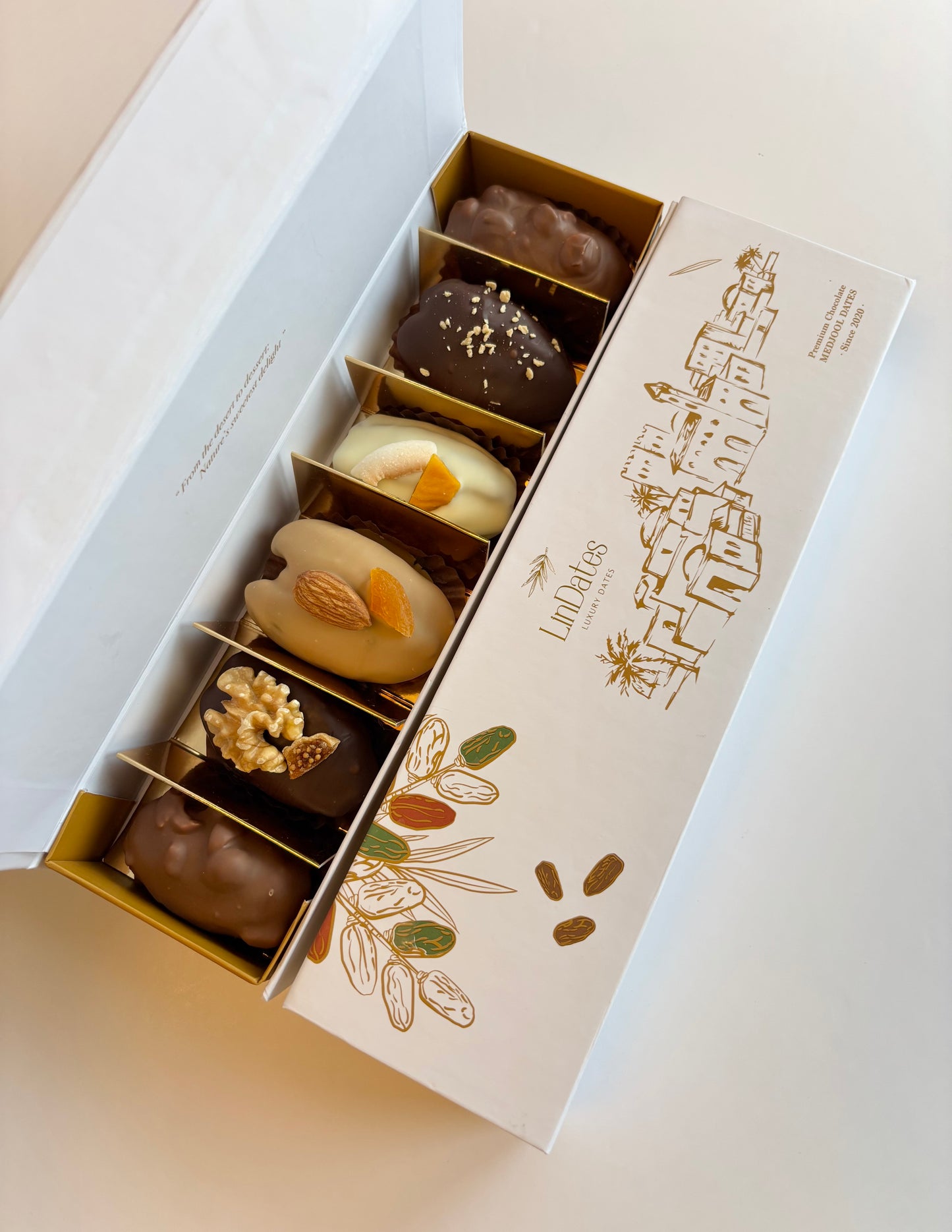 Small Box - 6 dates